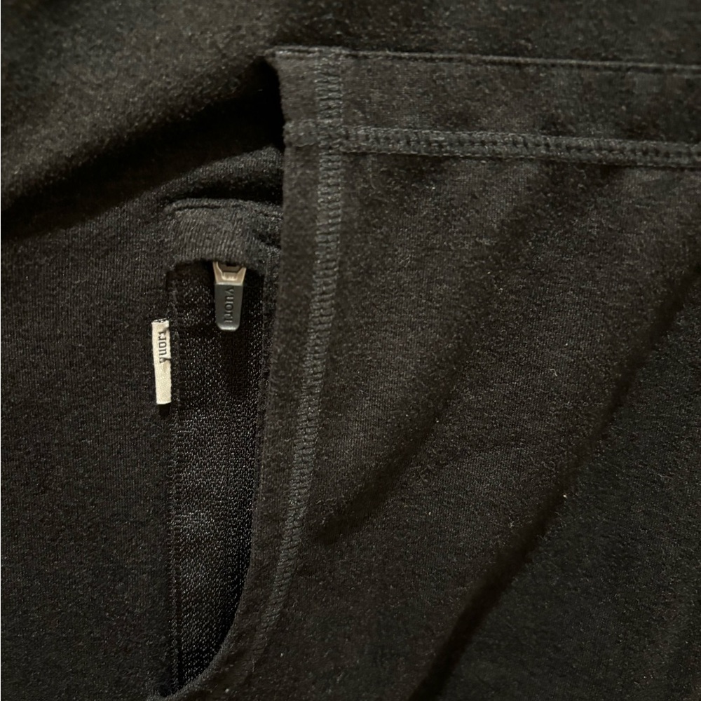 Vuori Halo Performance Hoodie 2.0 - Picture 6 of 7
